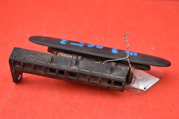 фото №4, Ручка левая перед передняя чёрная 9633343677 citroen xsara picasso i 99-04