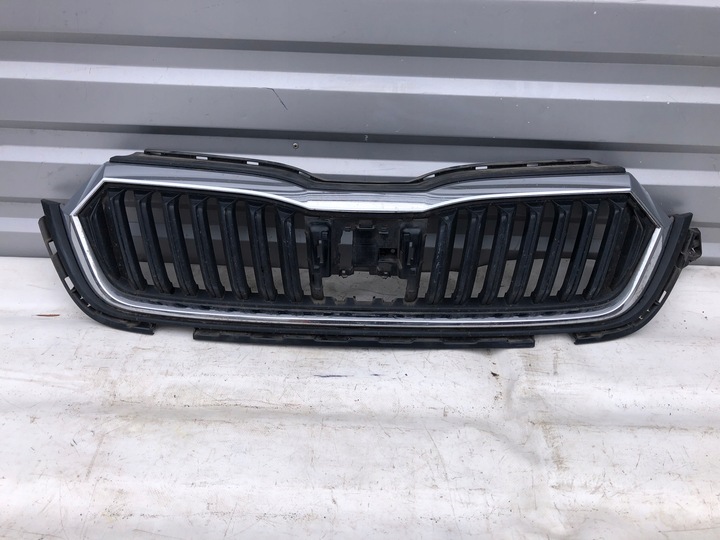 фото №1, Решётка skoda octavia iii рестайлинг 5e0853343