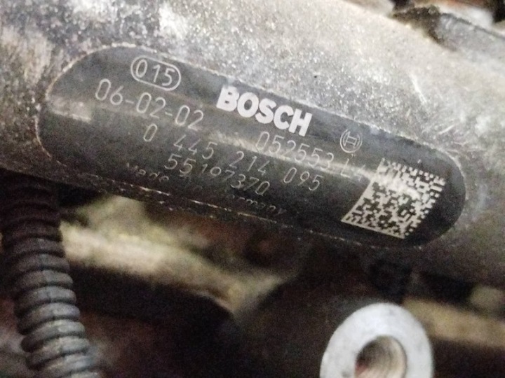 фото №10, Двигатель 1.9 jtdm 199 a5.000 multijet 130 km / 96 kw fiat grande punto 199_