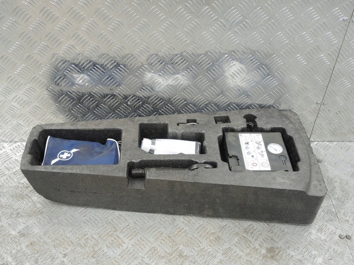 фото №1, Seat leon iv 2022 бардачок багажника