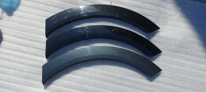 фото №1, Audi e-tron планка крыльев левая зад 4ke853817