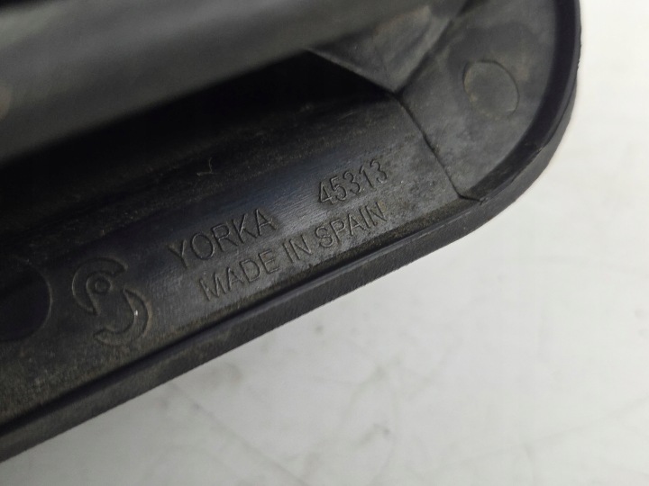 фото №8, Opel corsa c combo фара праве зад 45313