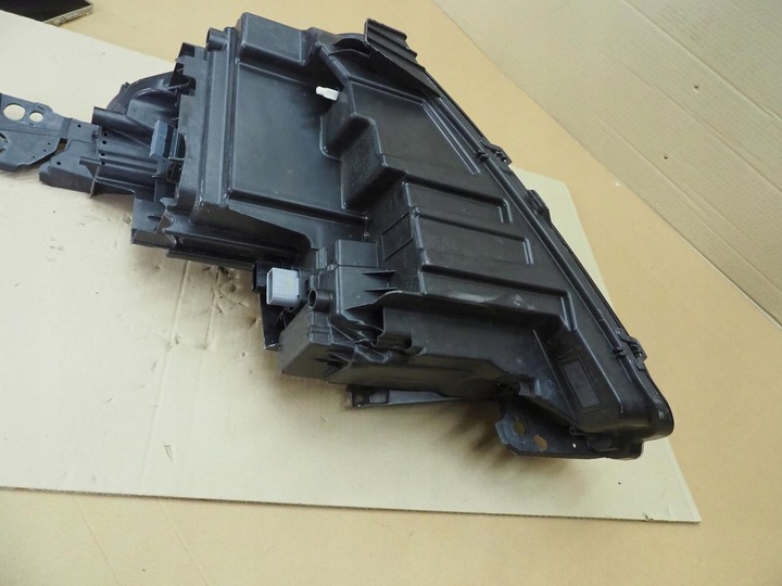 фото №16, Peugeot 3008 ii 5008 ii рестайлинг полный led лампа перед правая европа 9836230180