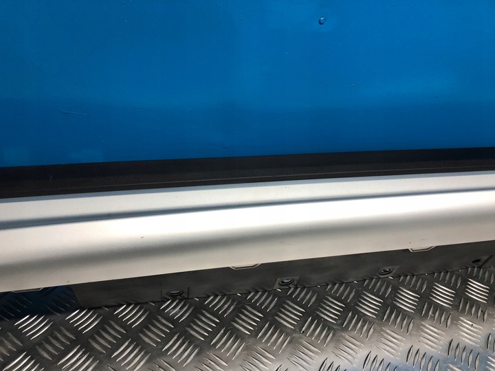 фото №3, Mini countryman f60 s правая планка пороговая накладка