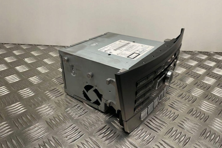 фото №8, Радио з навигация mercedes-benz c w204 a2049001813 2.14l дизель 120kw