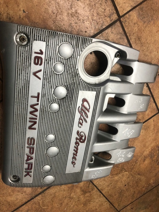 фото №5, Alfa 147 1.6 кришка двигуна