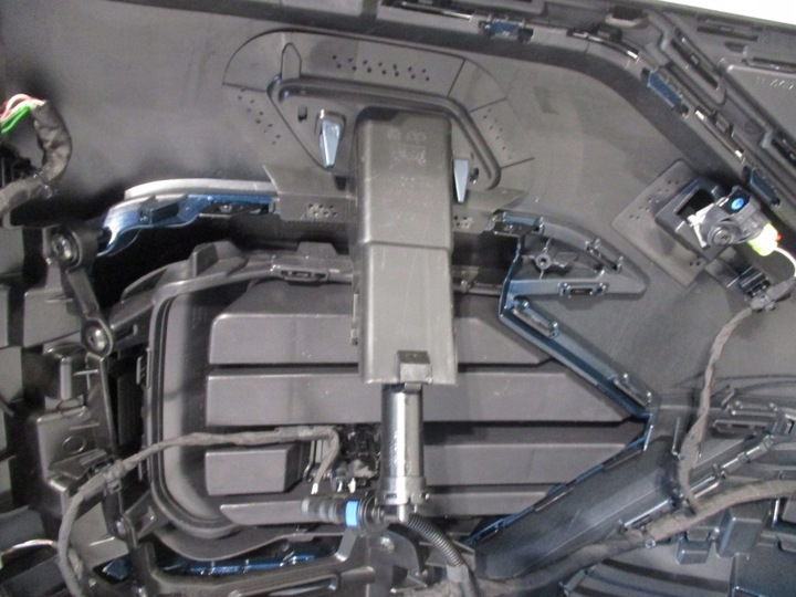 фото №12, Бампер touareg 760 r-line 6x pdc ксенон модуль