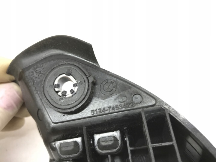 фото №8, Ограничитель крышки правое bmw 3 g20 g21 7453422