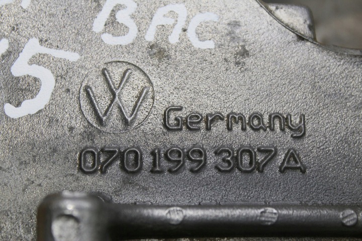 фото №8, Лапи двигателя touareg 2.5 tdi 070199307a