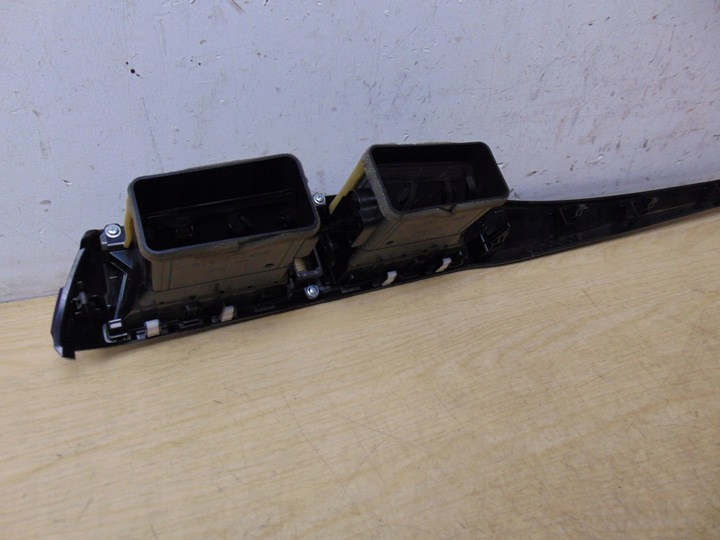 фото №12, Решітка повітропровід консолі середня mazda 6 gj 2012-