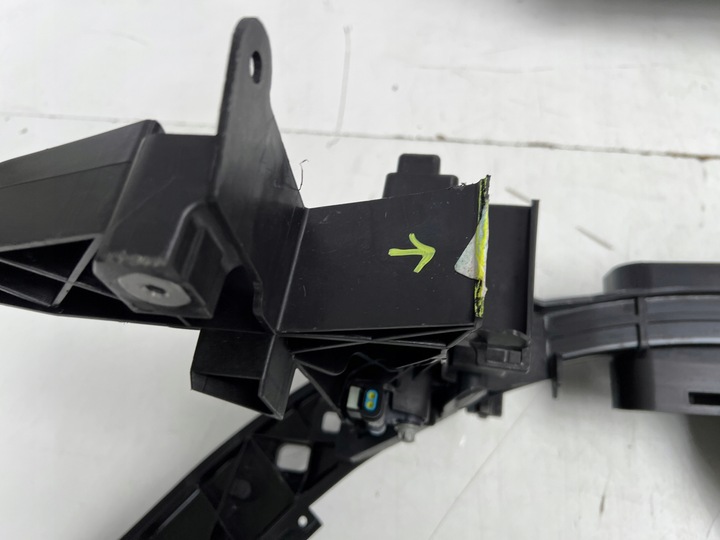 фото №14, Pas переднє радіатор mercedes a-klasa w177 1.3b