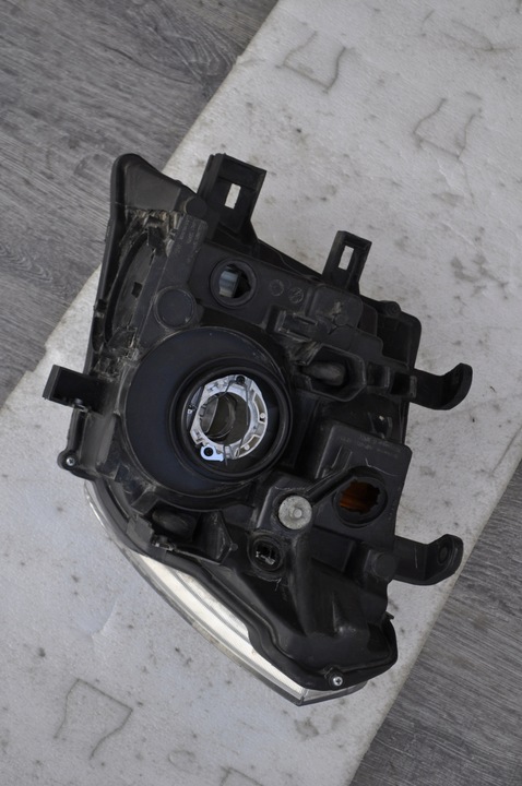 фото №12, Лампа правая nissan navara d40 04-10 26010-eb30a