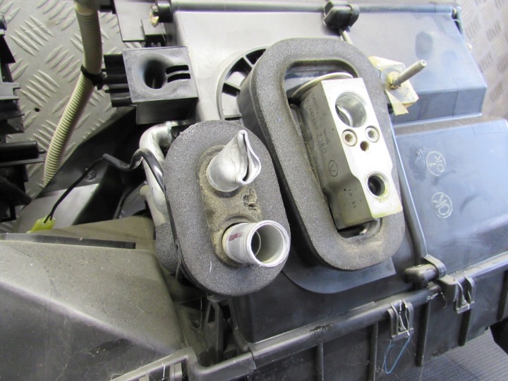 фото №10, Отопитель корпус 74100-62jm0 c2443200-9536 fiat sedici 06-15r