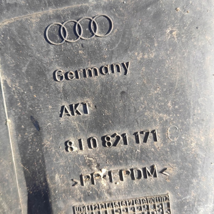 фото №7, Підкрилок ліві лівий перед audi a3 8l fl 8l0821171c