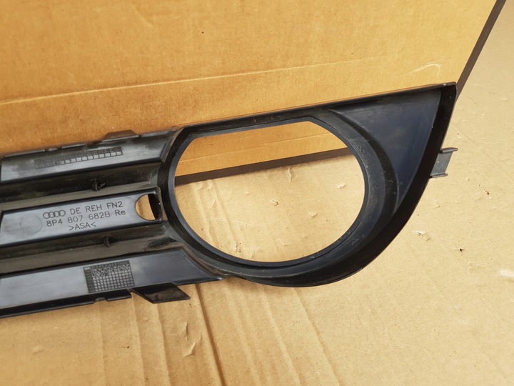 фото №15, Решётка правая бампера перед audi a3 8p / 8p4807682b / pod большой решётка радиатора / красивая