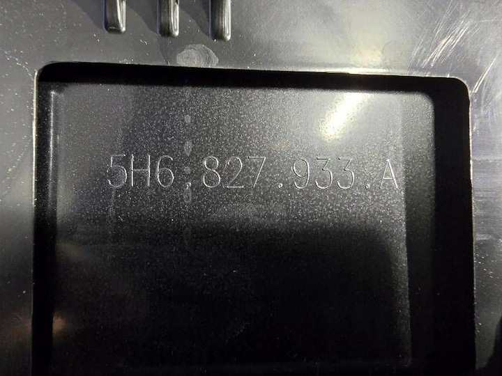 фото №11, Volkswagen golf viii 5h6827933a спойлер крышки задней / багажника спойлер