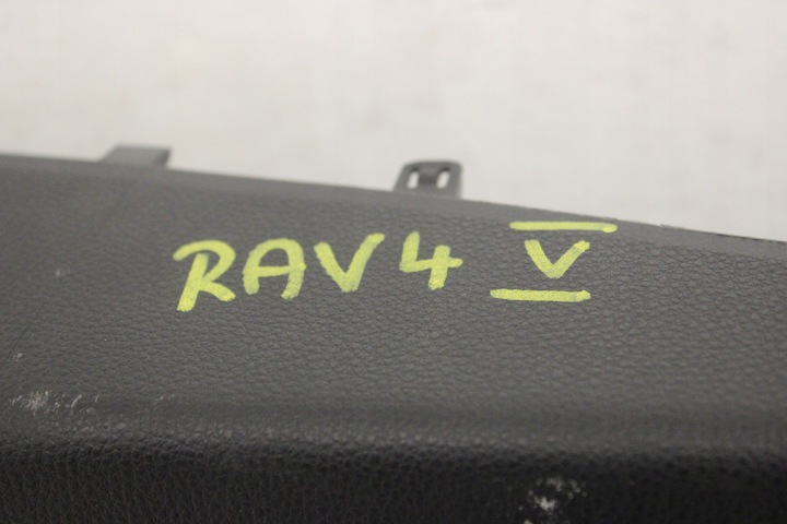 фото №11, Оббивка багажника правий bok toyota rav4 v 5 18r-