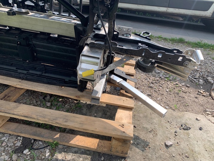 фото №7, Підсилювач лобове pas переднє bmw 7 g70