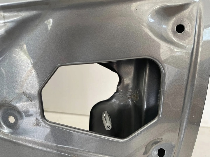 фото №8, Крышка зад задняя багажника suzuki vitara iii 3 ly 15-