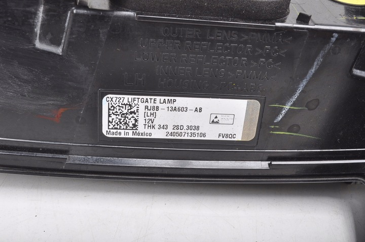 фото №12, Ford mustang mach-e лампа ліва задня w кришка багажника rj8b-13a603-ab