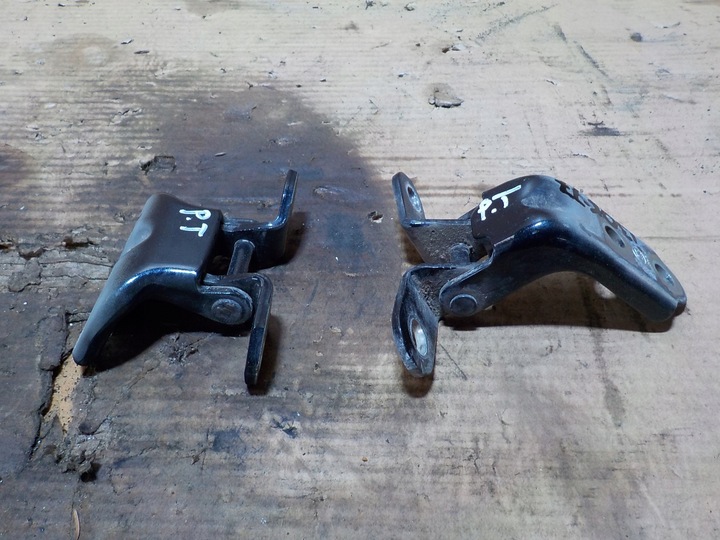 фото №3, Петлі праві задні двері i30 10r.