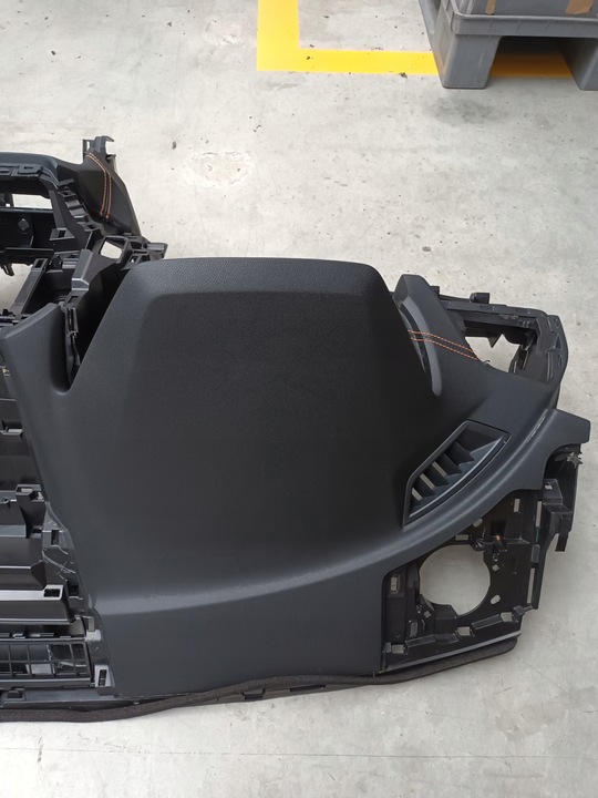 фото №16, Панель консоль подушка безпеки ремені subaru xv ii рестайлінг crosstrek помаранчева nić