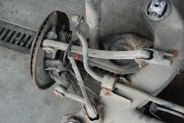 фото №8, Mercedes w204 купе рестайлинг балка подрамник подвешивание зад