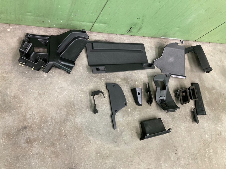 фото №15, Mercedes actros mp4 панель консоль капот широкая кабина