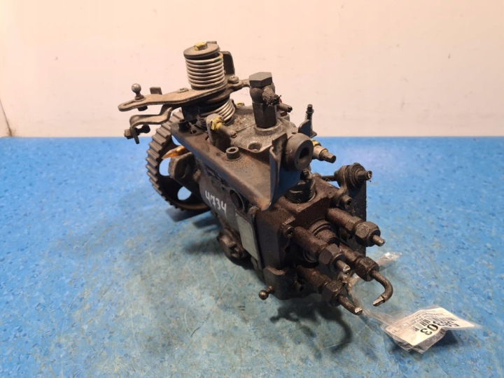 фото №5, Volkswagen passat b3 1.9 d насос топливная рейка 028130107