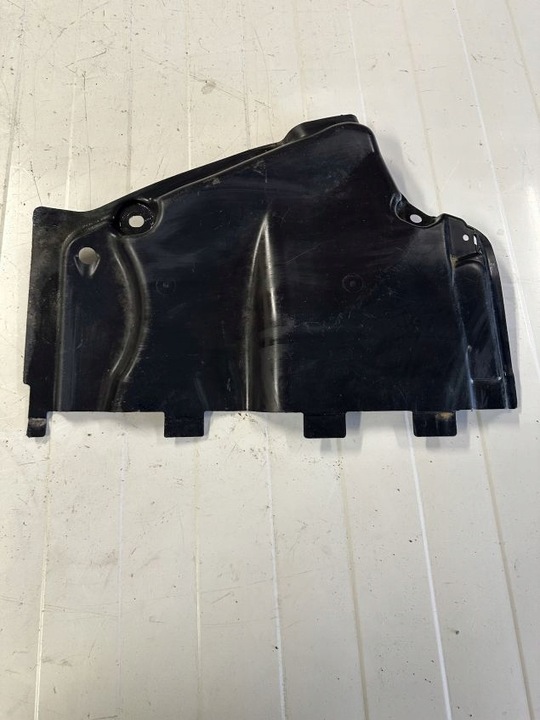 фото №1, Audi q5 ii 80a захист плита шасі права корпус 80a825202 оригінал