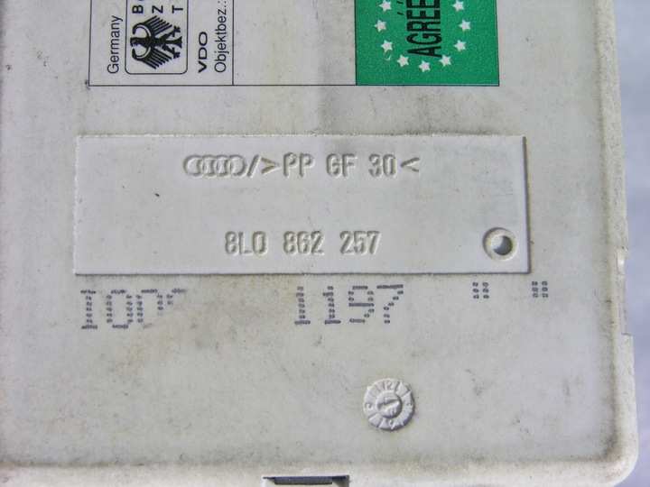 фото №10, Помпа центрального замка audi a3 a4 a6 8l0862257