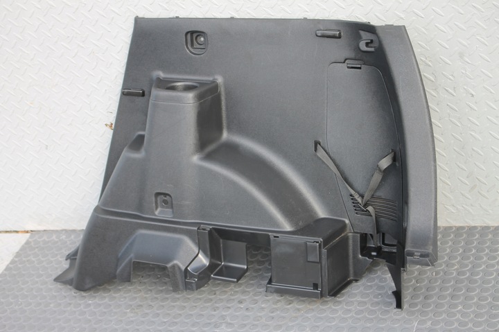 фото №4, Боковина обивка багажника правые зад toyota corolla verso ii 04-09