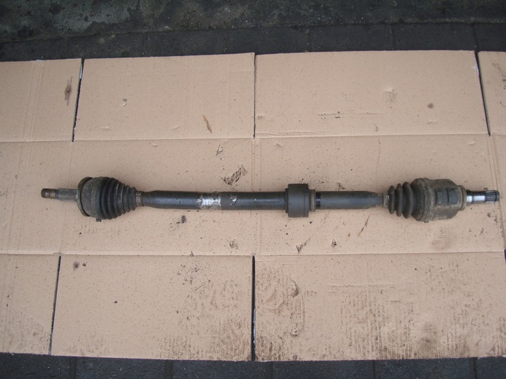 фото №1, Toyota auris i 06-12 1.4 d4d піввісь права