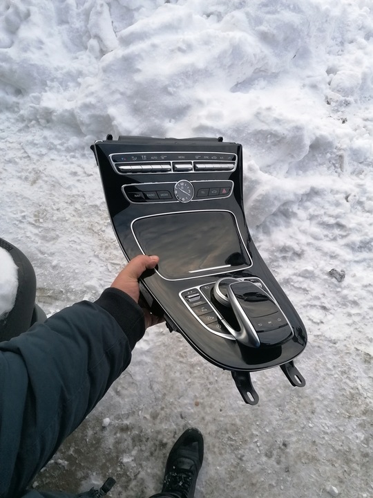 фото №9, Mercedes w213 dekor тунель панель перемикач манометр