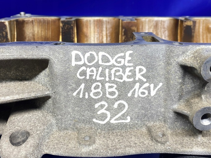 фото №12, Основание поддон масляной dodge caliber chrysler 1.8 16v 04884660ab
