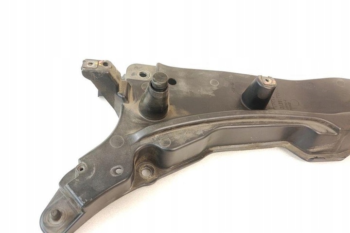 фото №7, Крепление передней правого крыльев volvo xc60 31391778 2.0l дизель 2018