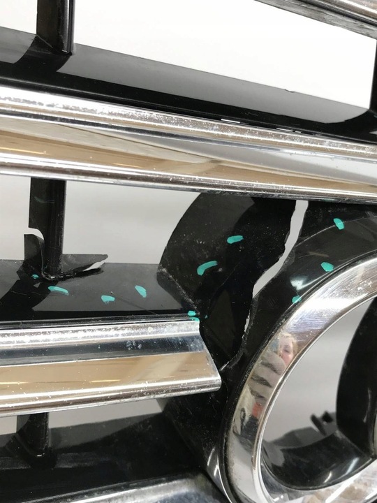 фото №8, Audi a8 s8 d4 4h 2013 / решітка радіатора / решітка верхня радіатор 4h0853651g