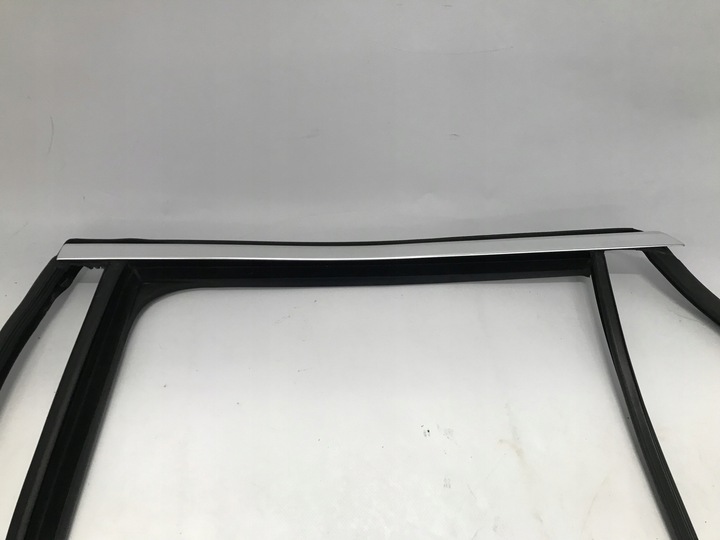 фото №1, Планка прокладка дверь зад левая vw t-roc 17-