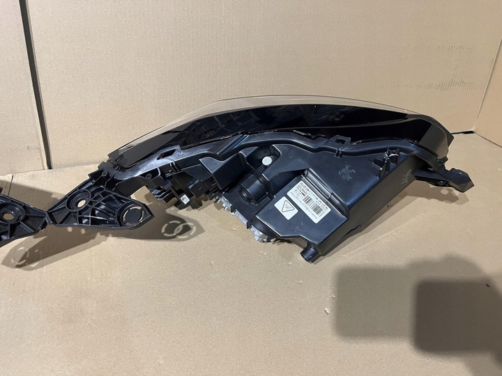 фото №8, Peugeot 208 ii 2008 ii комплект лампа перед полный led