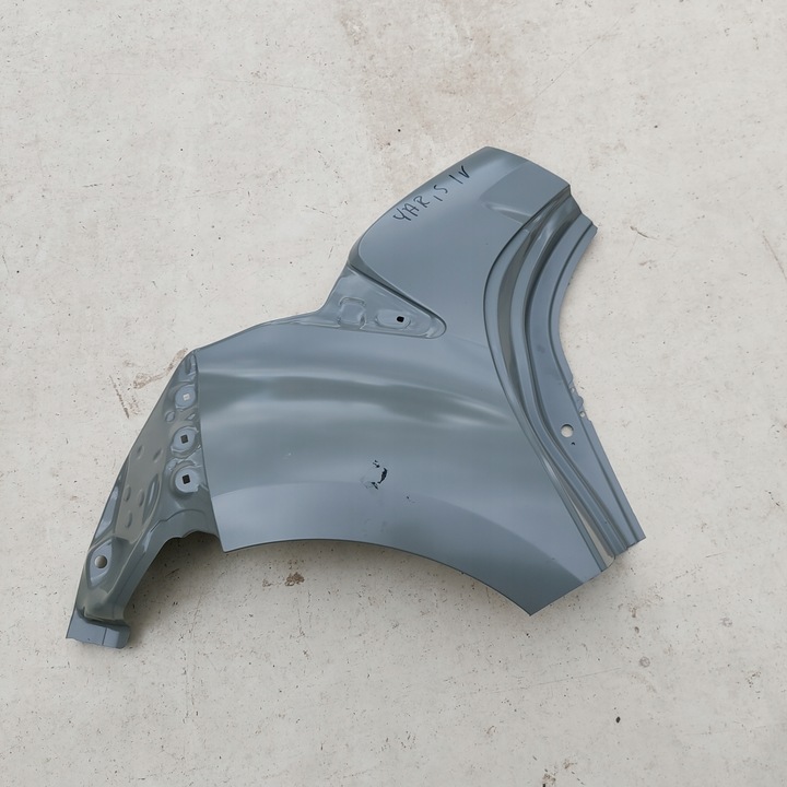 фото №1, Крило правий зад чверть toyota yaris iv 4 p21