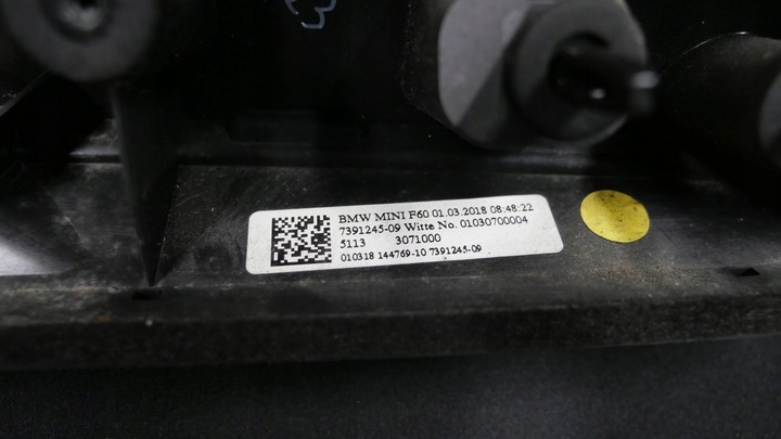 фото №15, Mini f60 накладка крышки багажника 7391245