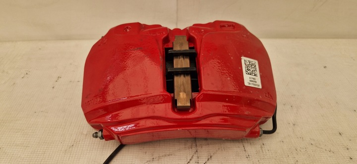 фото №1, Audi a4 b9 a5 8w супорт гальмівний + гальмівні колодки перед