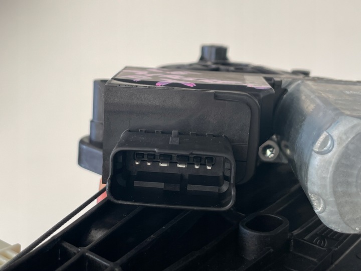 фото №5, Подъемник стекла citroen c5 aircross зад правые левый 6pin 9822455280