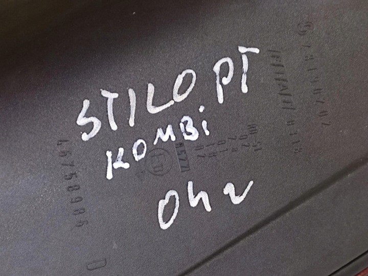 фото №10, Fiat stilo универсал фара правое зад 46758986