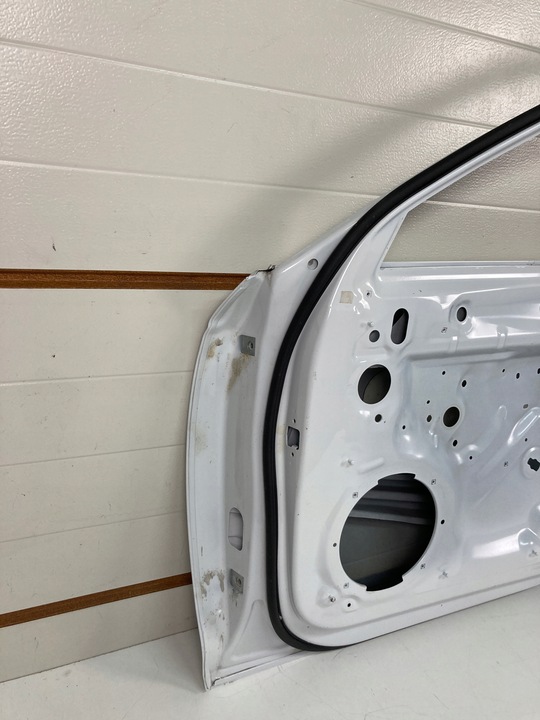 фото №13, Дверь правые передние audi a4 b9