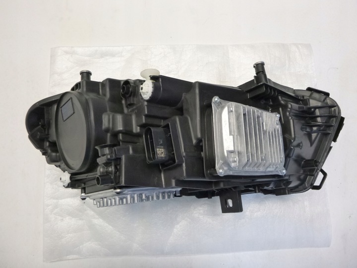 фото №12, Mercedes w177 лампа перед ліва led керована 10 pin