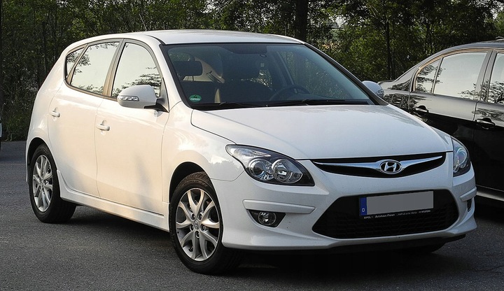 фото №10, Hyundai i30 1 i рестайлинг 10- решётка радиатора решётка 86351-2r500