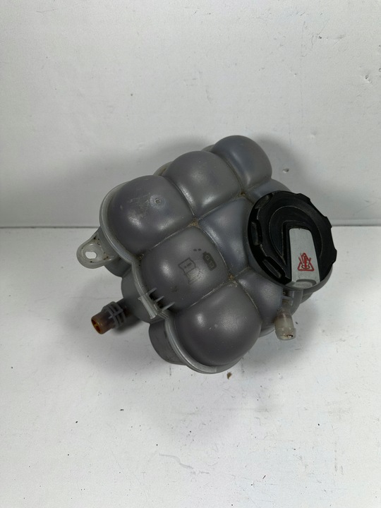 фото №1, Q7 sq7 4m рестайлинг бачок воды расширительный 4m0121403c