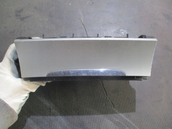 фото №1, Пепельница vw passat b6 05-12 974196-113 3c0863284