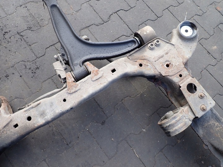 фото №13, Тележка подрамник траверса cadillac bls 1.9 tid 06r